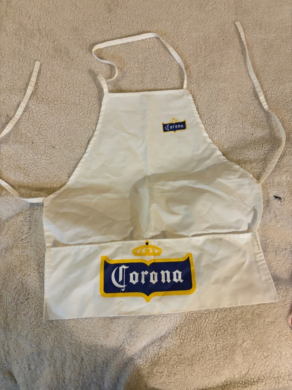 Kids Corona White Apron with Blue and Yellow Logo